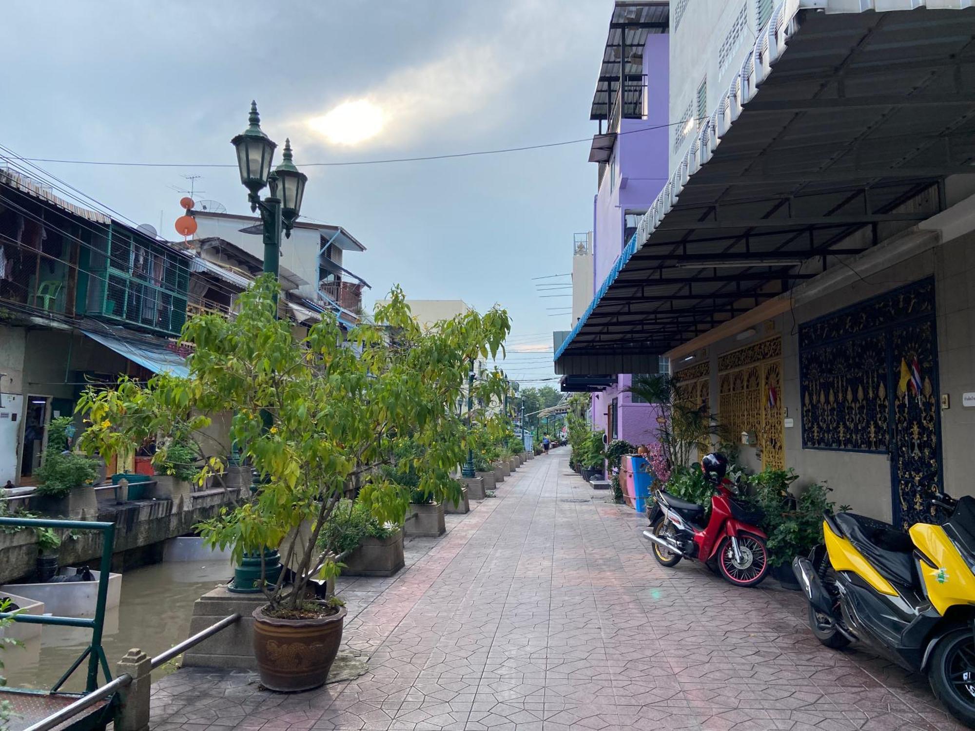 Bangkok Neighborhood Hostel Exterior foto